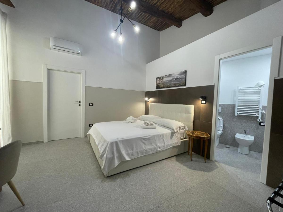La Suite Del Centro Storico Nápoles Exterior foto